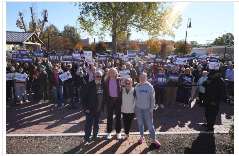Photos: Spanberger’s “Virginia Votes Bus Tour” Continues Through Greater Richmond & Petersburg