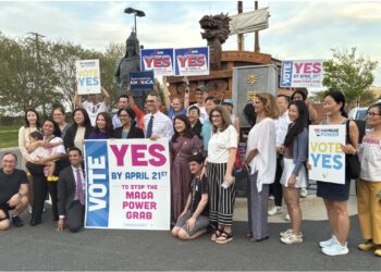 Photos: AAPI Leaders and Grassroots Activists Rally for “Vote YES” in Virginia
