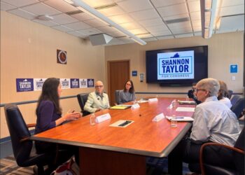 Prosecutor Shannon Taylor Hosts Roundtable Discussion on Rob Wittman’s Votes to Slash Virginians’ Healthcare